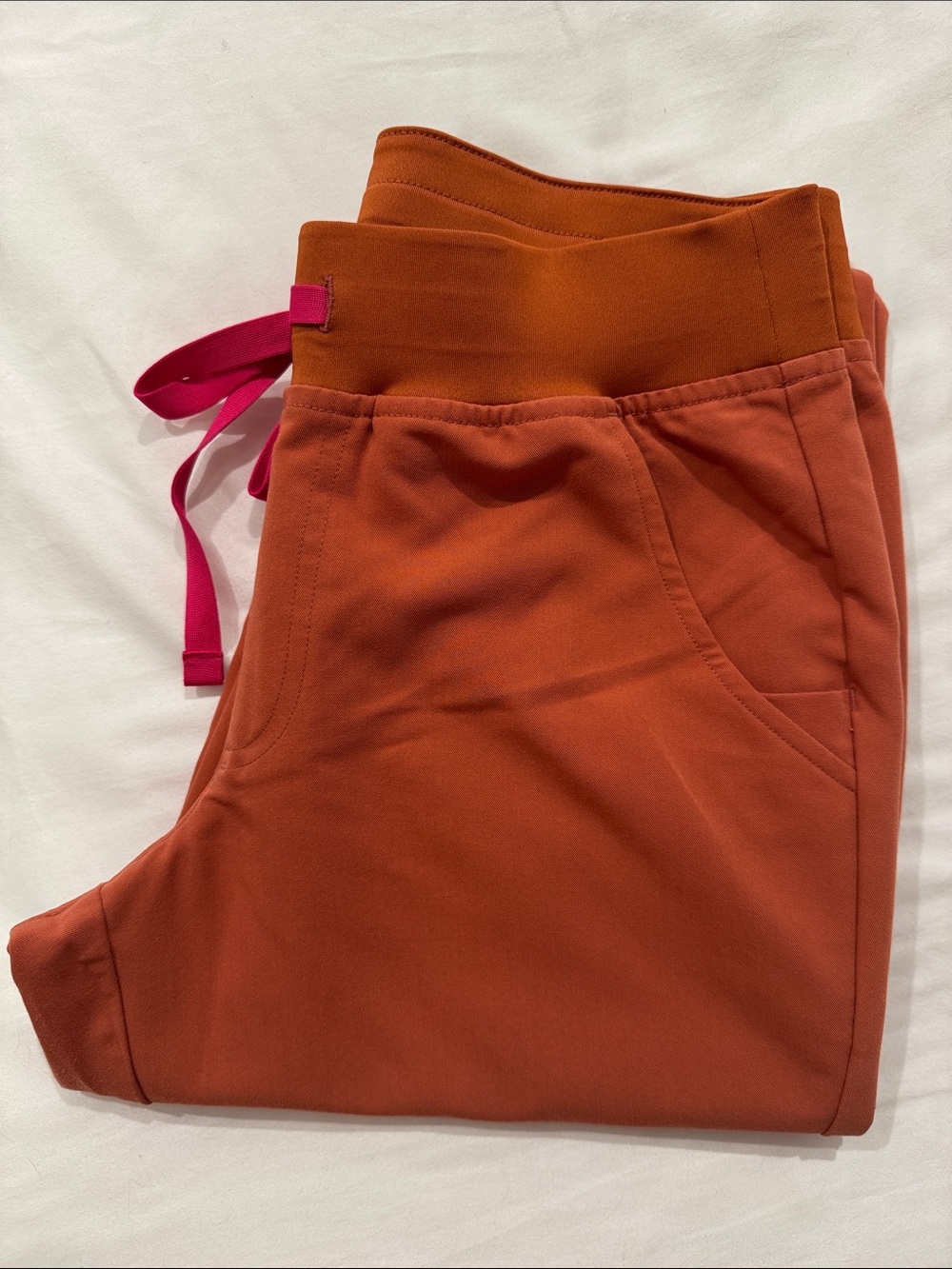Figs Zamora Jogger Terracotta XSP